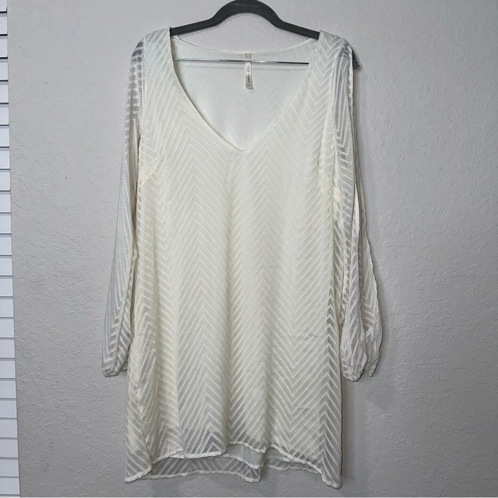 Semi-Sheer Chevron White Dress, Size Large- Peppermint Brand
